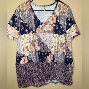 Floral Patchwork V-Neck Short Sleeve Top
